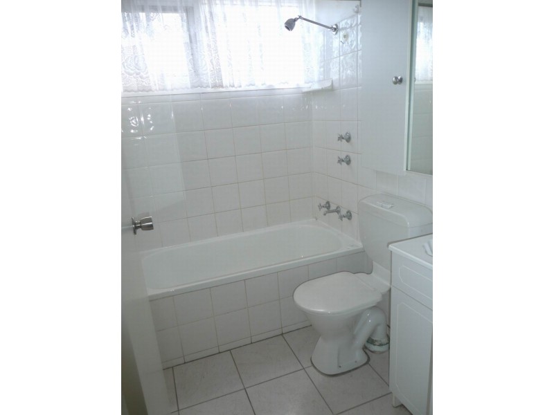 16 Airdsley Lane, Bradbury NSW 2560