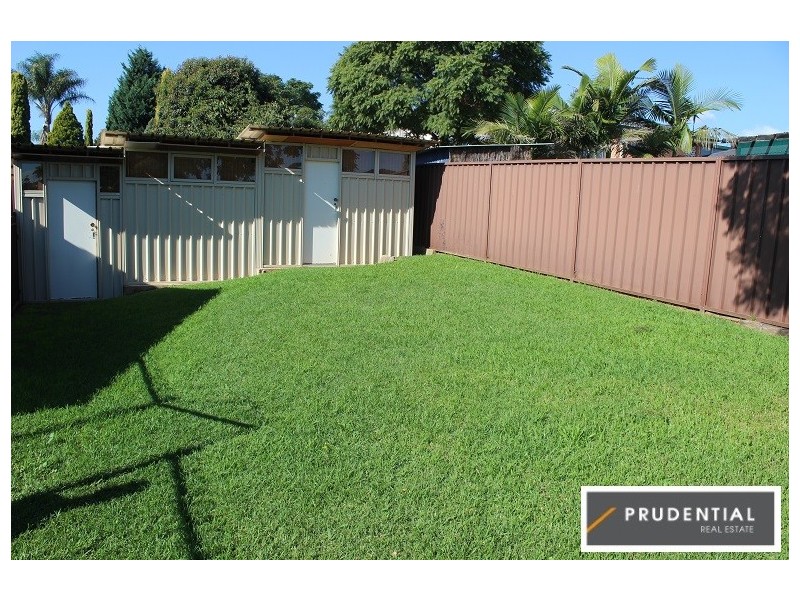 24 Octavia Avenue, Rosemeadow NSW 2560