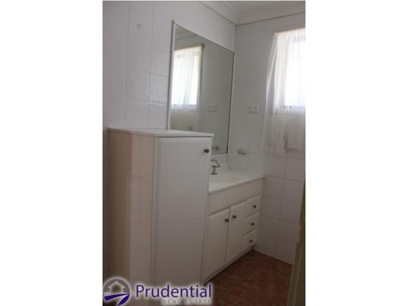 3 Athel Tree Cres, Bradbury NSW 2560