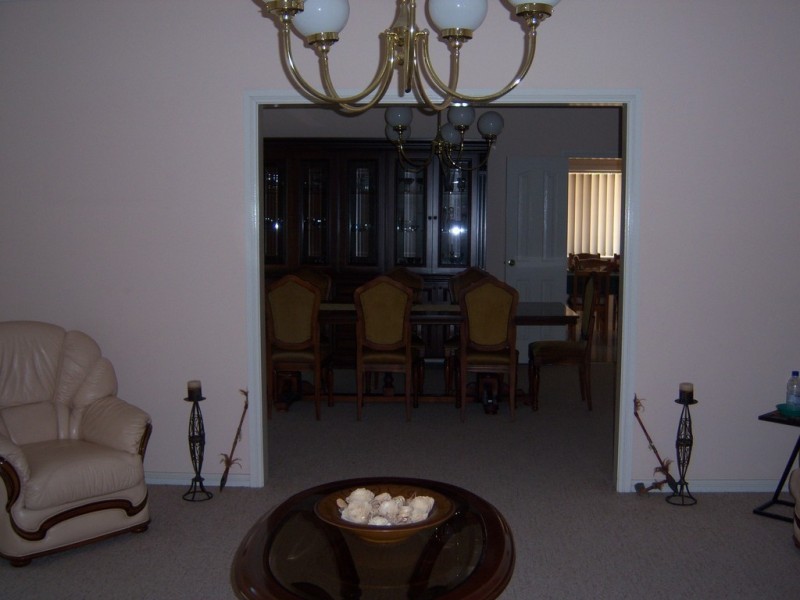 16 Clareville Street, Woodbine NSW 2560