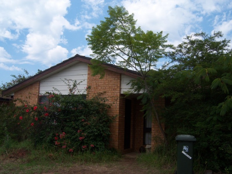 9 Donalbain Circuit, Rosemeadow NSW 2560