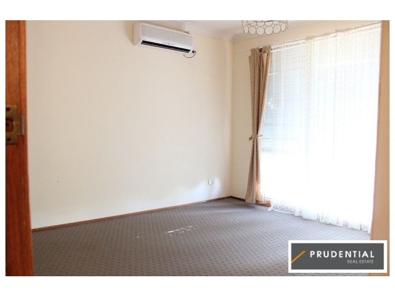 281 Welling Drive, Mount Annan NSW 2567