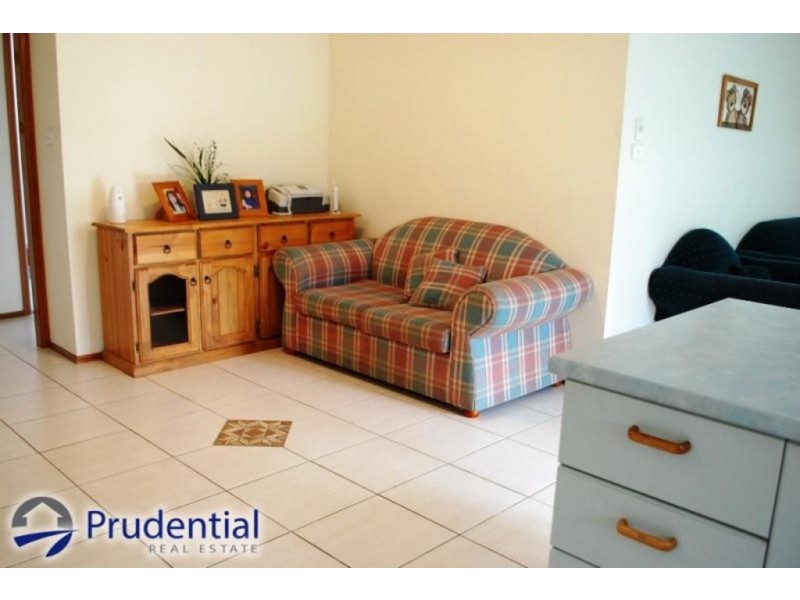 4 Spoonbill Way, Mount Annan NSW 2567