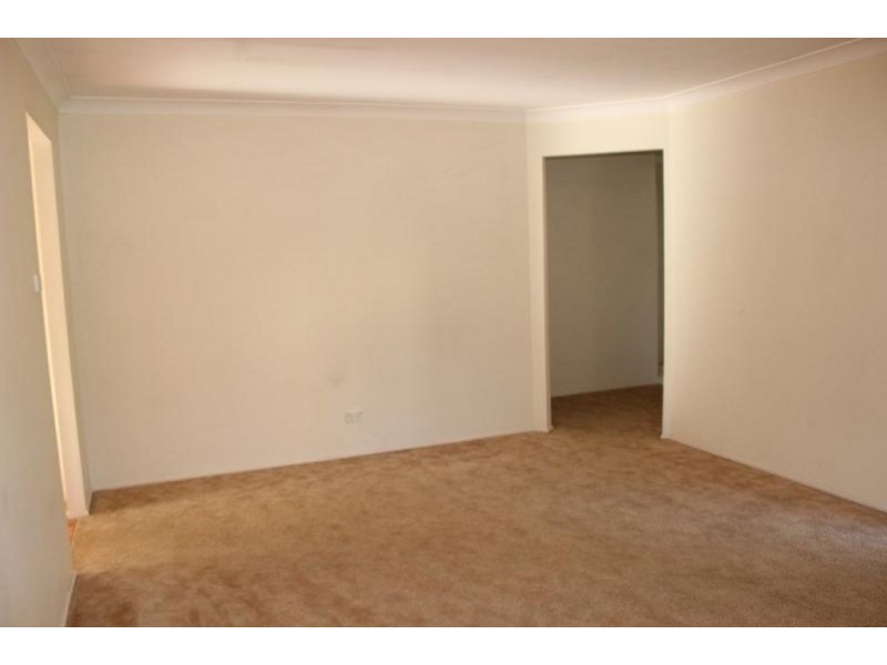 33 Gabriel Cct, Blair Athol NSW 2560