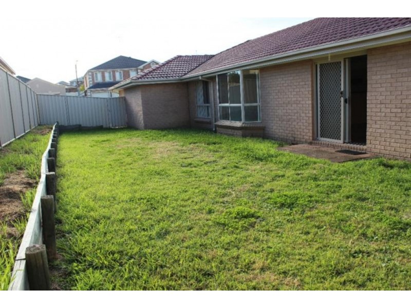 33 Gabriel Cct, Blair Athol NSW 2560