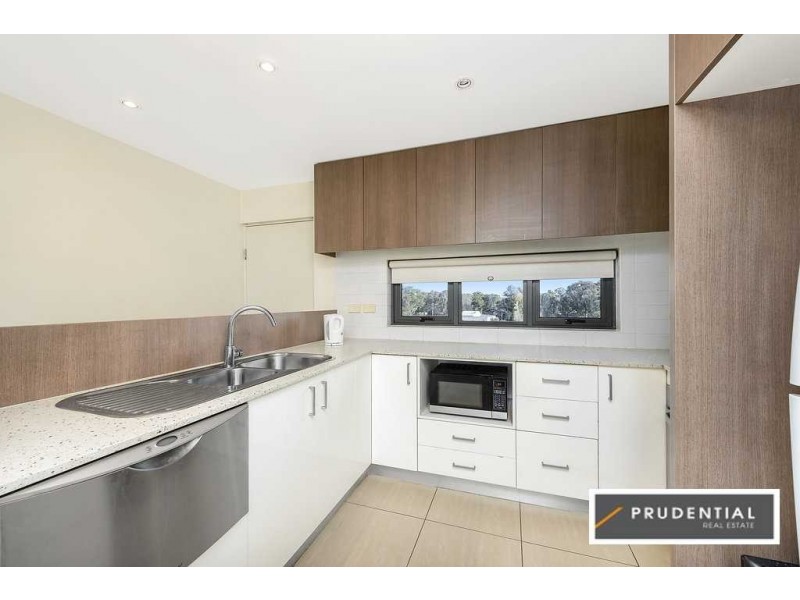 27F/541 Pembroke Road, Leumeah NSW 2560