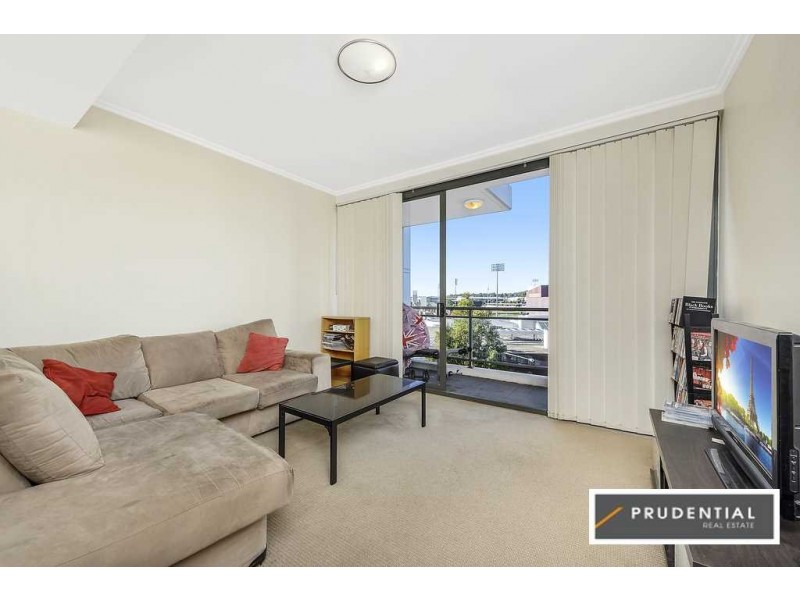 27F/541 Pembroke Road, Leumeah NSW 2560