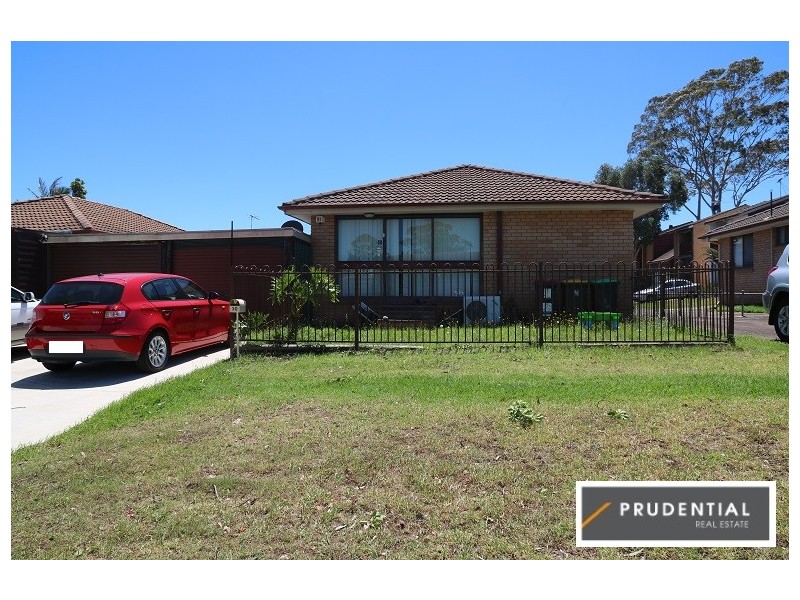30 Currawong Street, Ingleburn NSW 2565