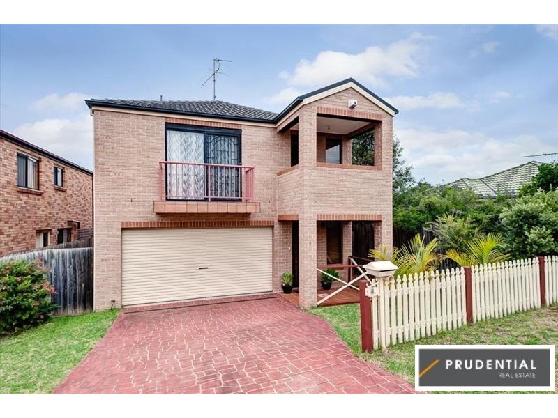 4 Lakeside Street, Currans Hill NSW 2567