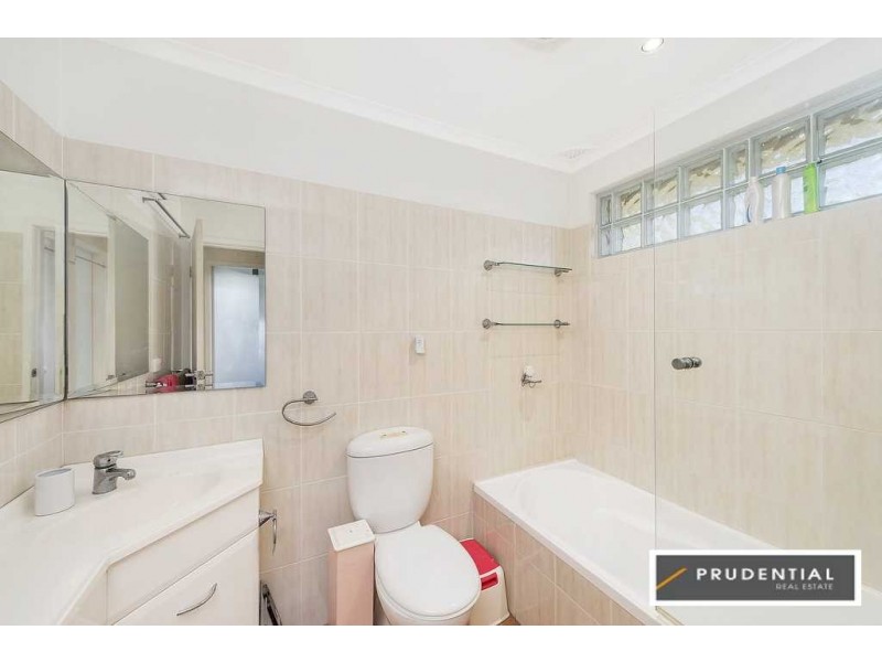 3 Rushes Place, Minto NSW 2566