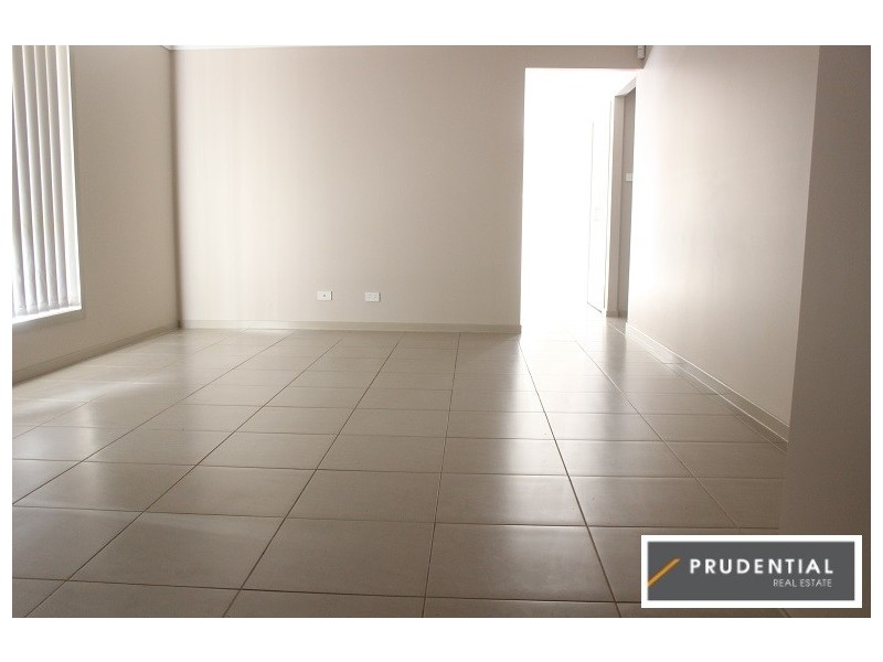 30 Horsley Circuit, Oran Park NSW 2570