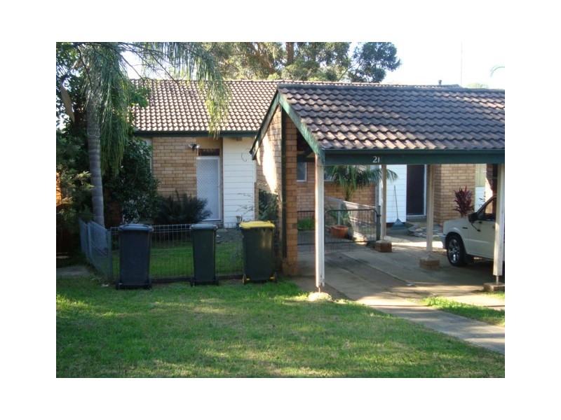 211 St Johns Road, Bradbury NSW 2560