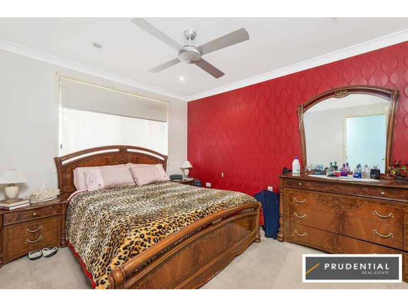 42 Aberfeldy Crescent, St Andrews NSW 2566