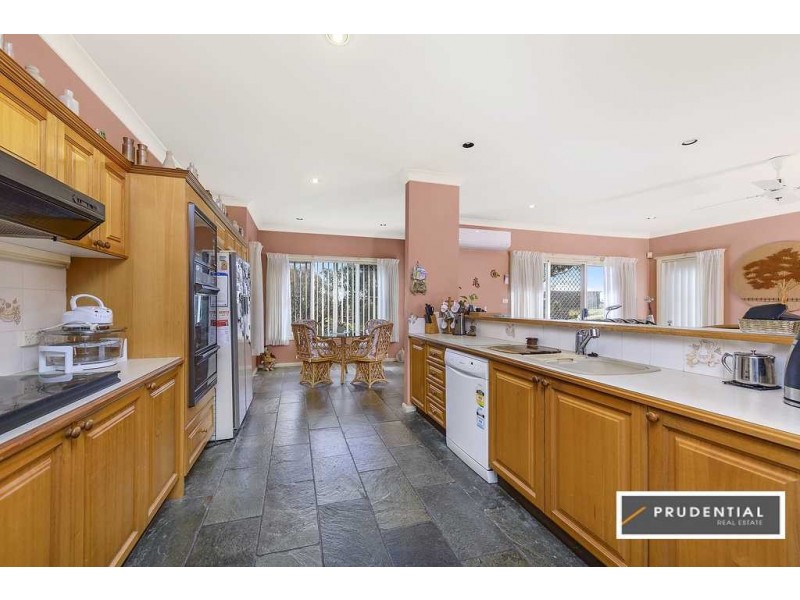 223 Eagleview Road, Minto NSW 2566