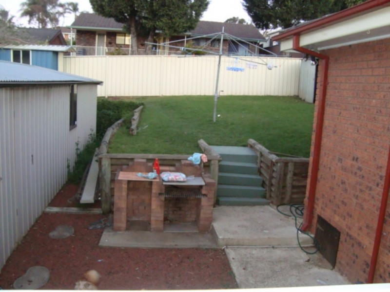16 Kittyhawk Cres, Raby NSW 2566