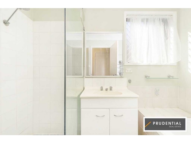 1/29 Blackwood Avenue, Minto NSW 2566
