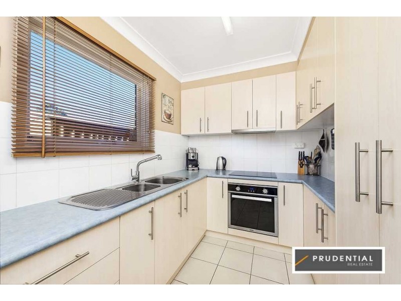 12/42 Woodhouse Drive, Ambarvale NSW 2560