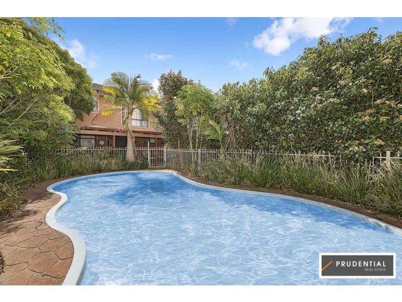 4 Siward Place, Rosemeadow NSW 2560