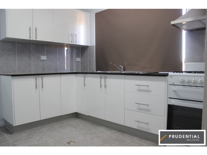 16 Bradbury Avenue, Campbelltown NSW 2560