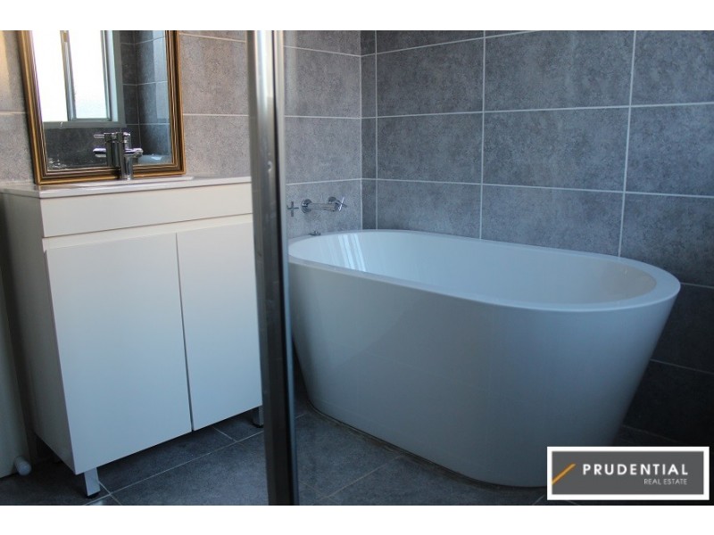 16 Bradbury Avenue, Campbelltown NSW 2560