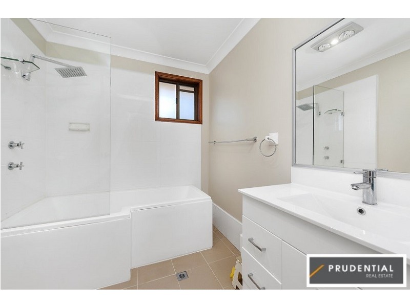 16a Bradbury Avenue, Campbelltown NSW 2560