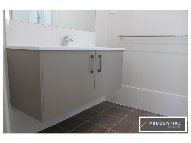 3 Hester Avenue, Claymore NSW 2559