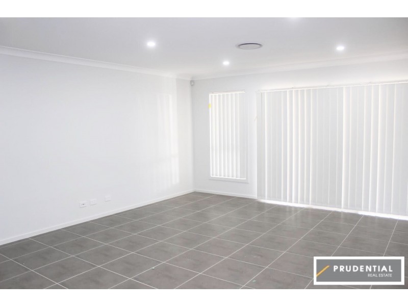 3 Hester Avenue, Claymore NSW 2559