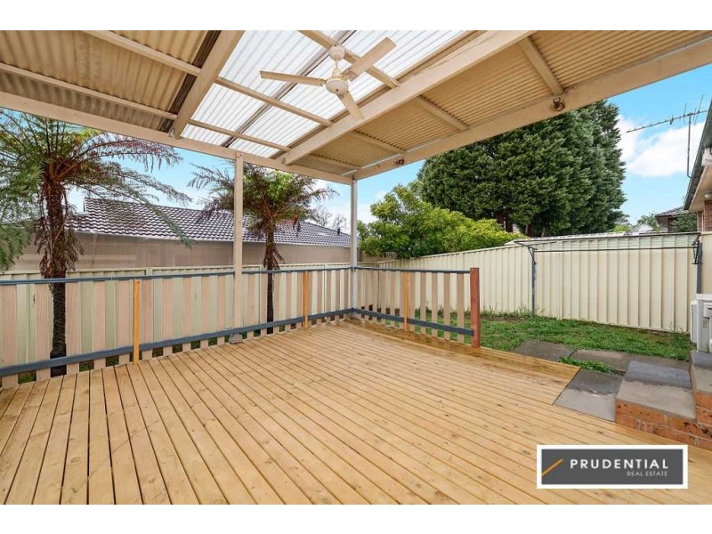 1/25 Parma Crescent, ST HELENS PARK, St Helens Park NSW 2560