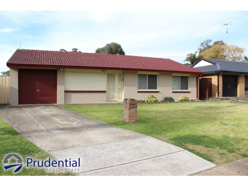 11 Bloodwood Place, Bradbury NSW 2560
