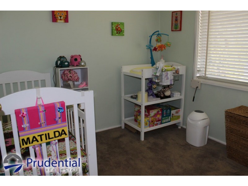 11 Bloodwood Place, Bradbury NSW 2560