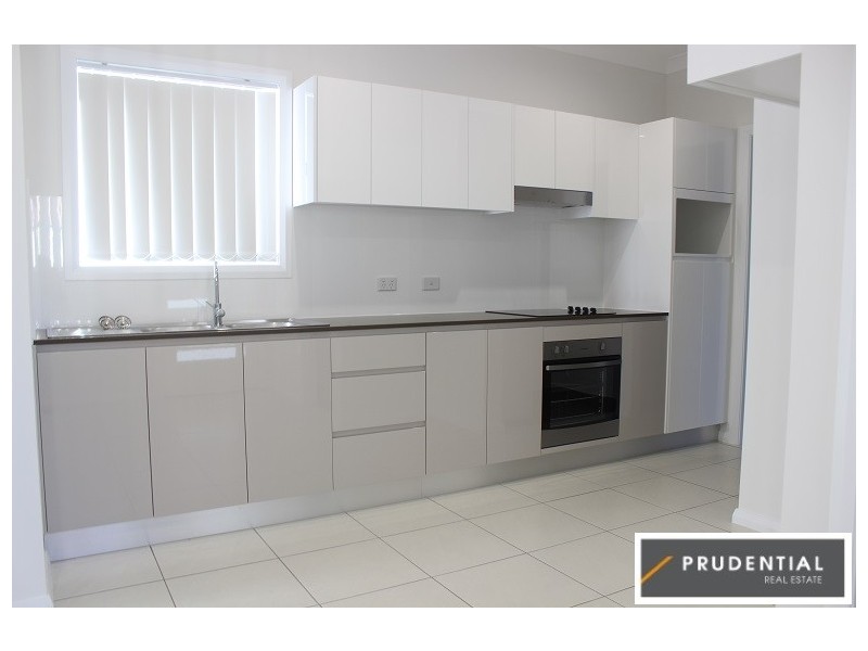 15a Sapphire Place, Eagle Vale NSW 2558