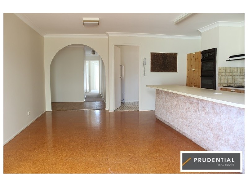 13 Wallaga Ave, Leumeah NSW 2560