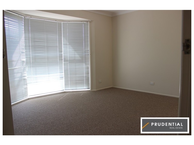 13 Wallaga Ave, Leumeah NSW 2560