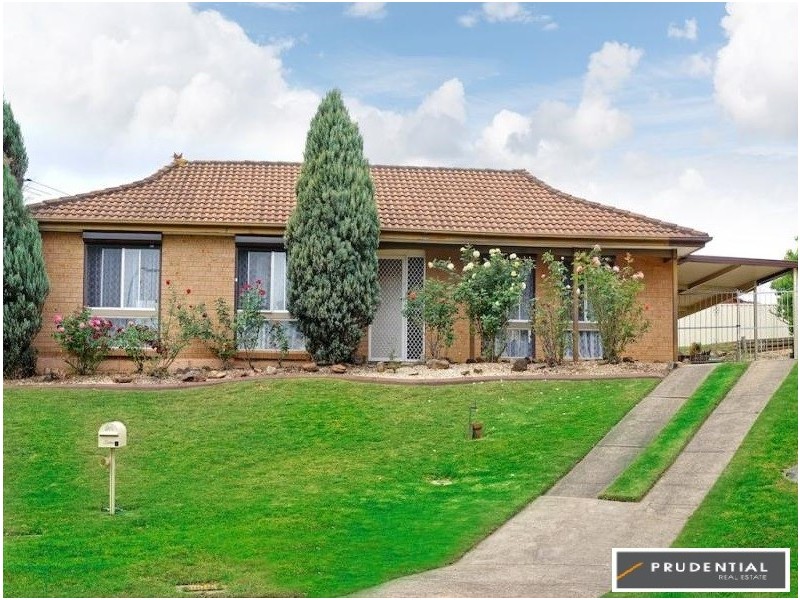 7 Willett Place, Ambarvale NSW 2560