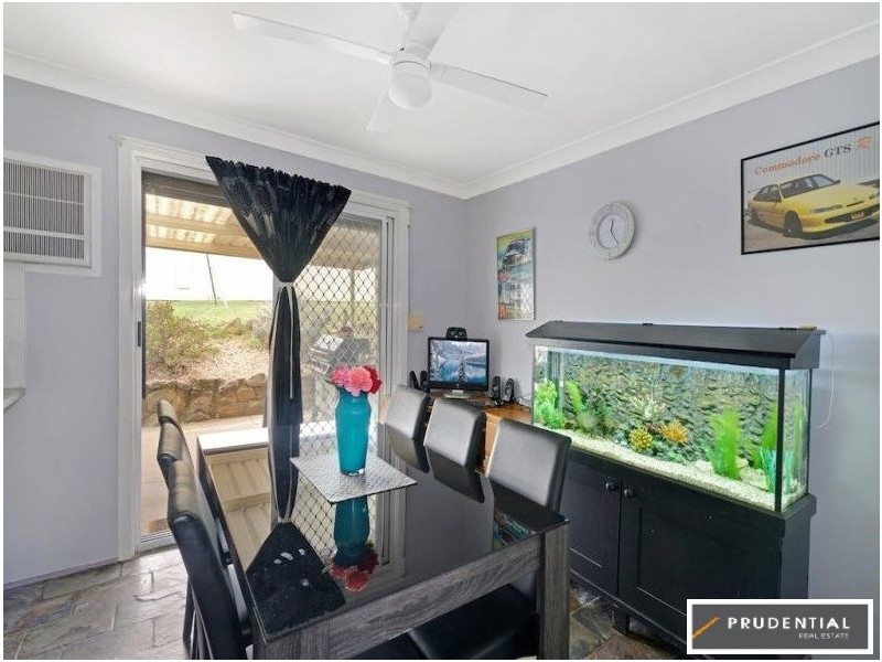 7 Willett Place, Ambarvale NSW 2560