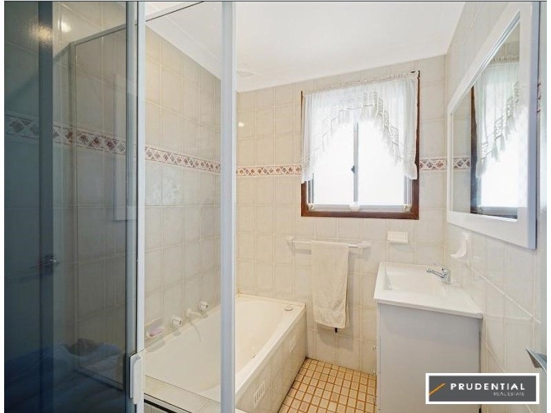 7 Willett Place, Ambarvale NSW 2560