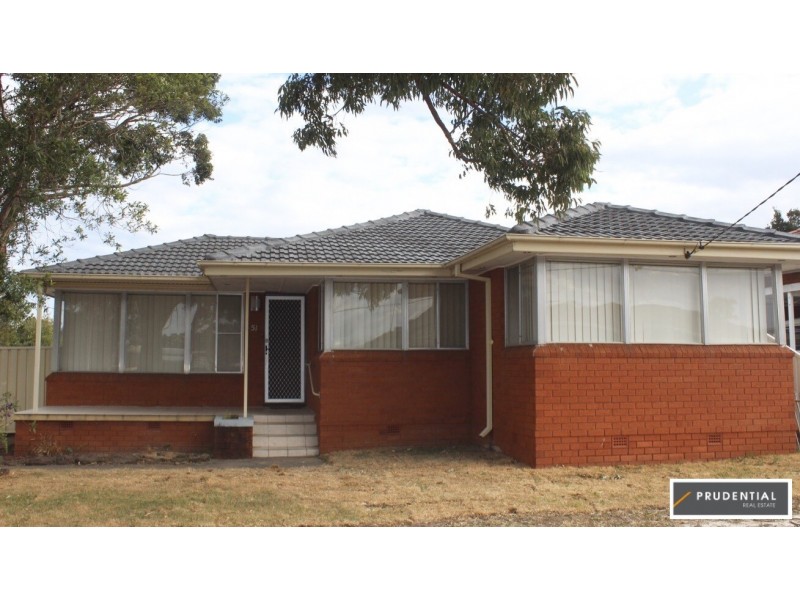 51 First Avenue, Macquarie Fields NSW 2564