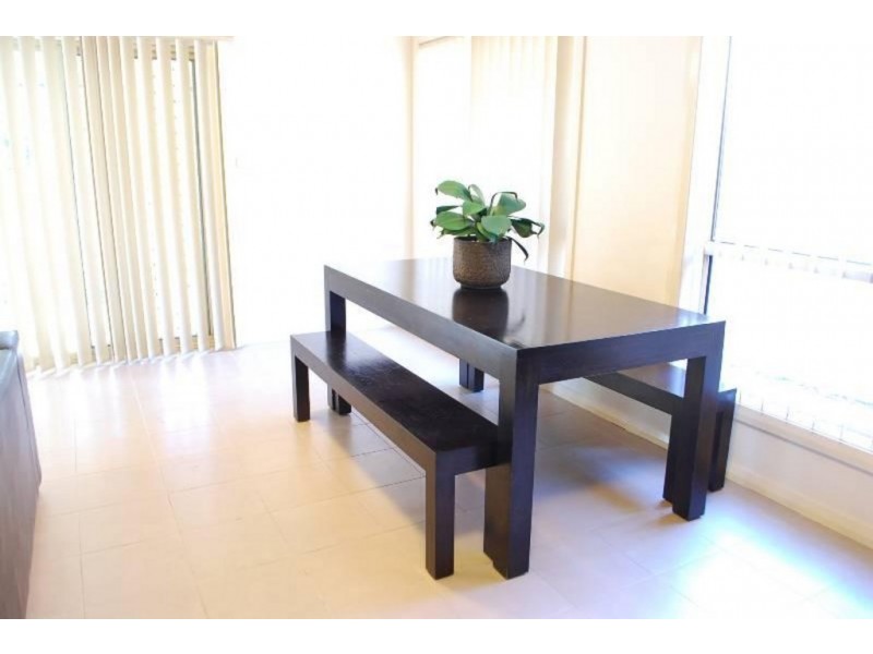 2/72 Broughton Street, Campbelltown NSW 2560