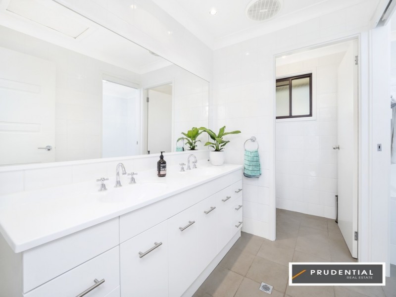 9 Conjola Crescent, Leumeah NSW 2560