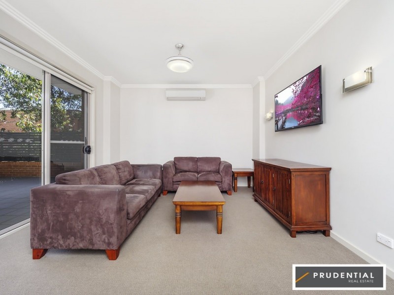 2/3-9 Warby Street, Campbelltown NSW 2560