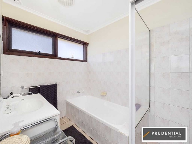 15 Marley Street, Ambarvale NSW 2560