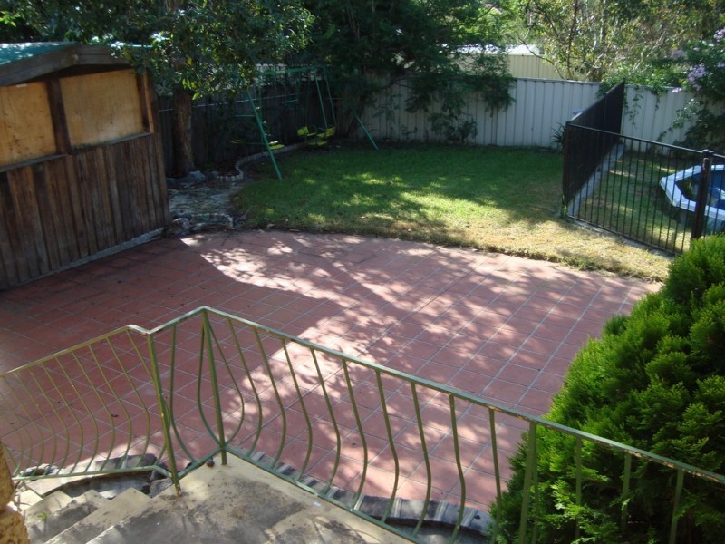 5 Loorana Place, Leumeah NSW 2560