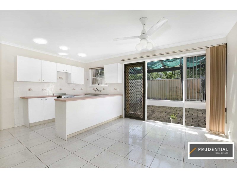 10/56 Woodhouse Drive, Ambarvale NSW 2560