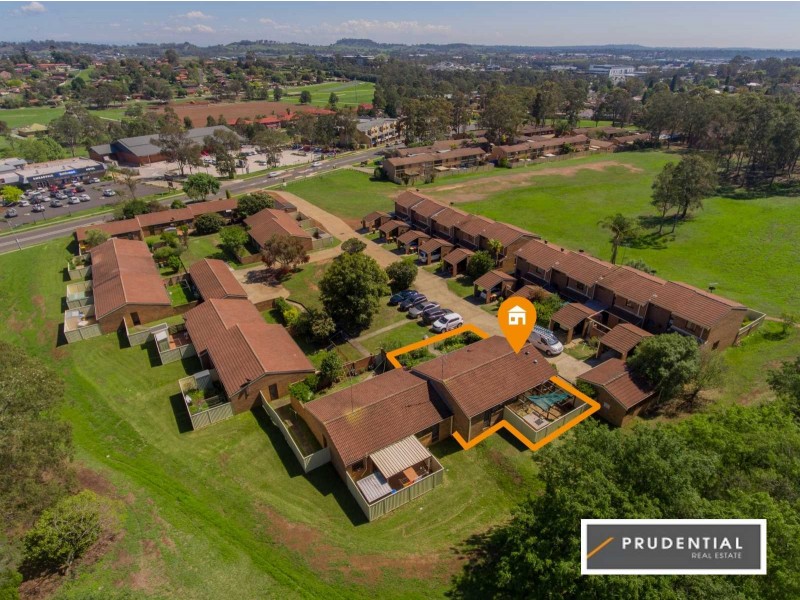 10/56 Woodhouse Drive, Ambarvale NSW 2560