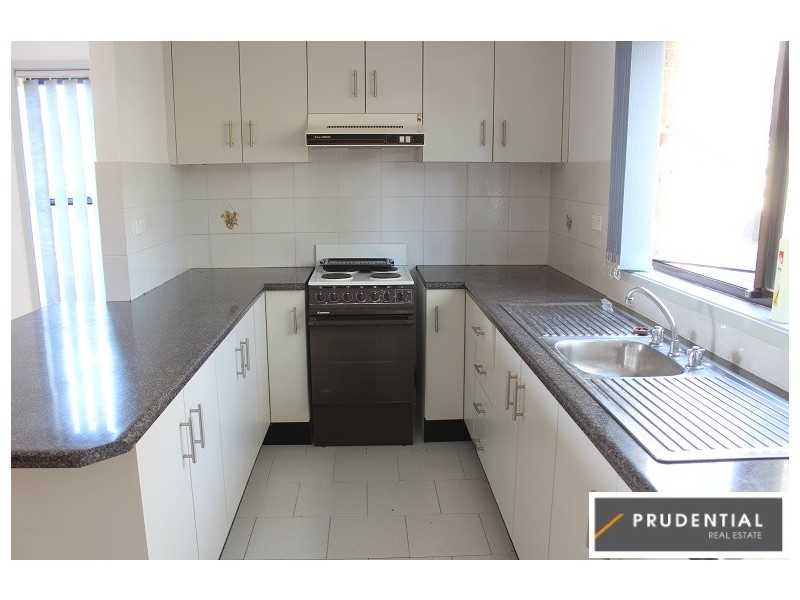 1/28 Kimberley St, Leumeah NSW 2560