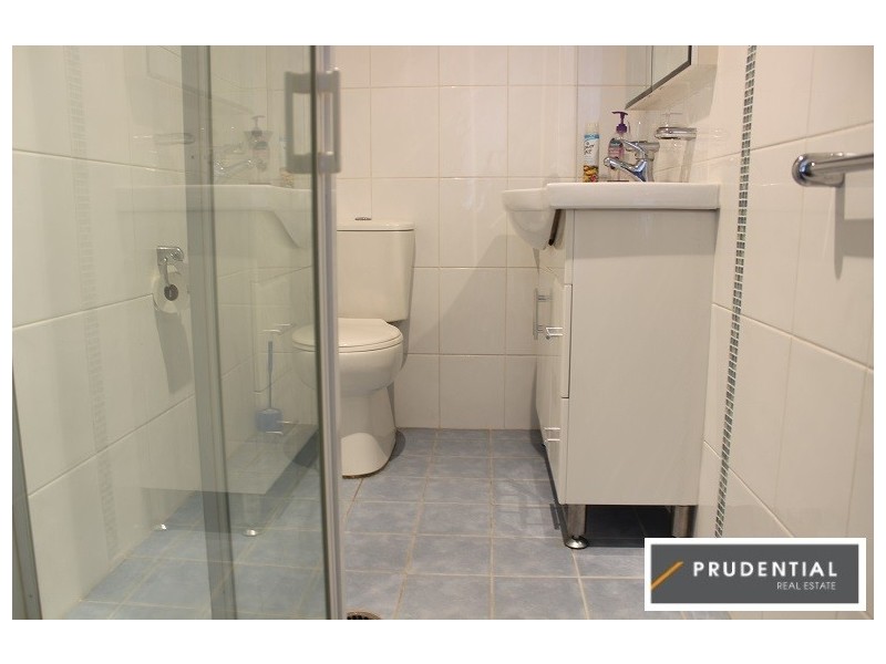 8A Warriewood Street, Woodbine NSW 2560