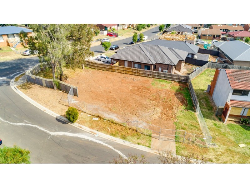 1 Cymbeline Street, Rosemeadow NSW 2560