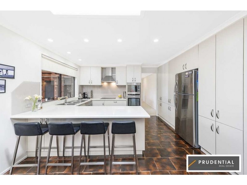 40 Peugeot Drive, Ingleburn NSW 2565