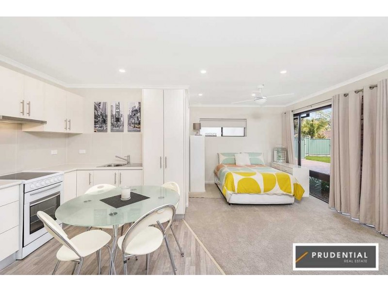 40 Peugeot Drive, Ingleburn NSW 2565