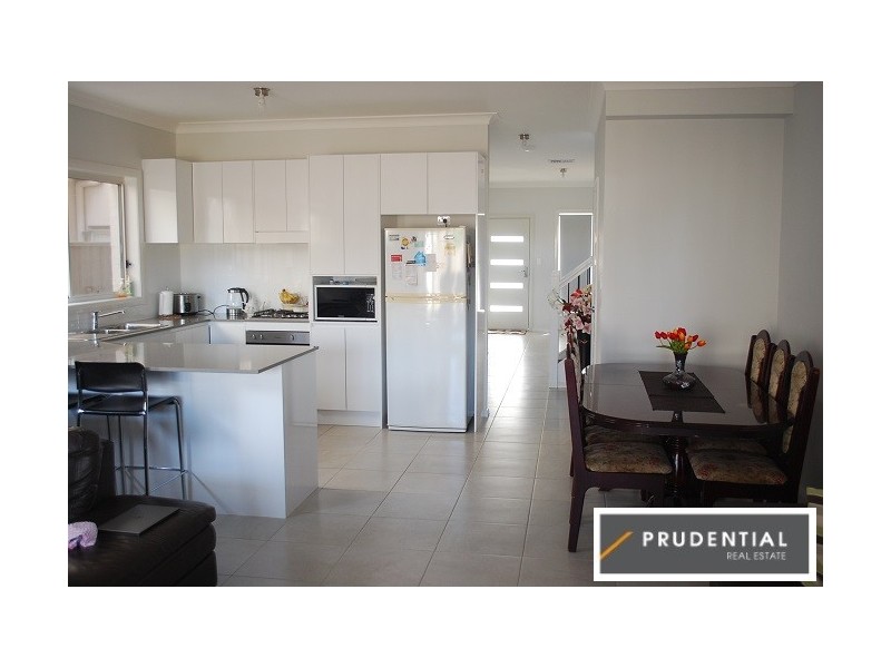 73D Oxford Road, Ingleburn NSW 2565